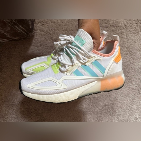 。 Adidas ZX 2k Boost White Lace Up Women's Athletic Sneakers Size 7